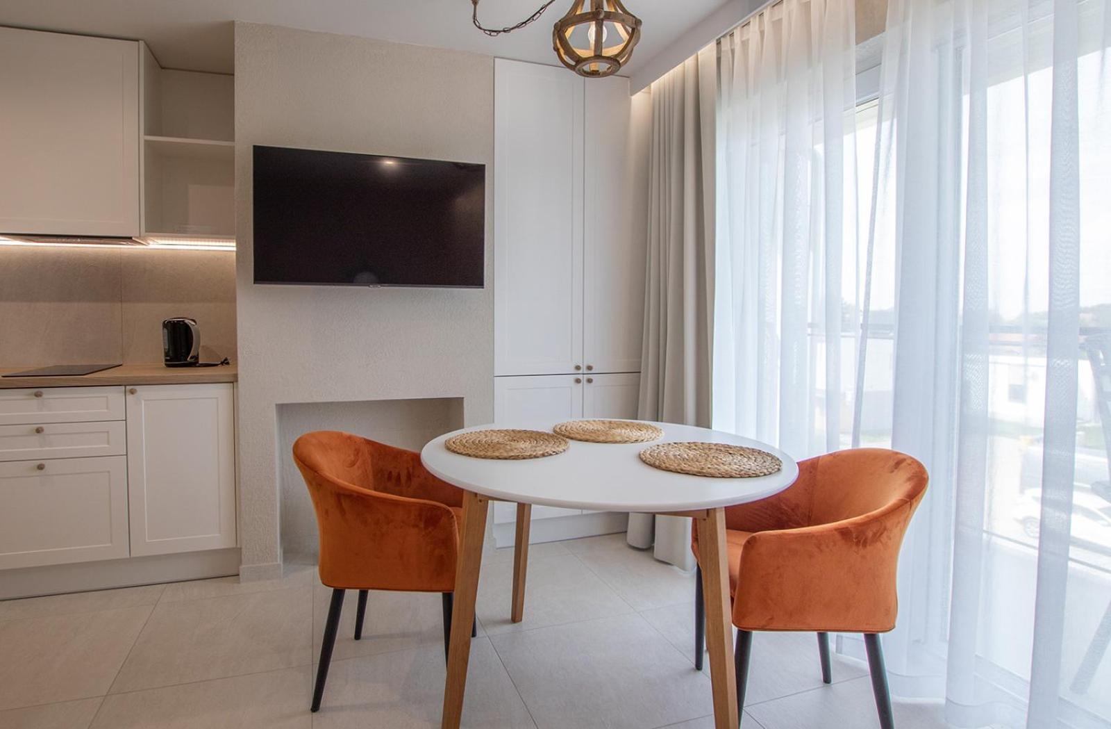 Portamenty Apartman Chłopy Kültér fotó
