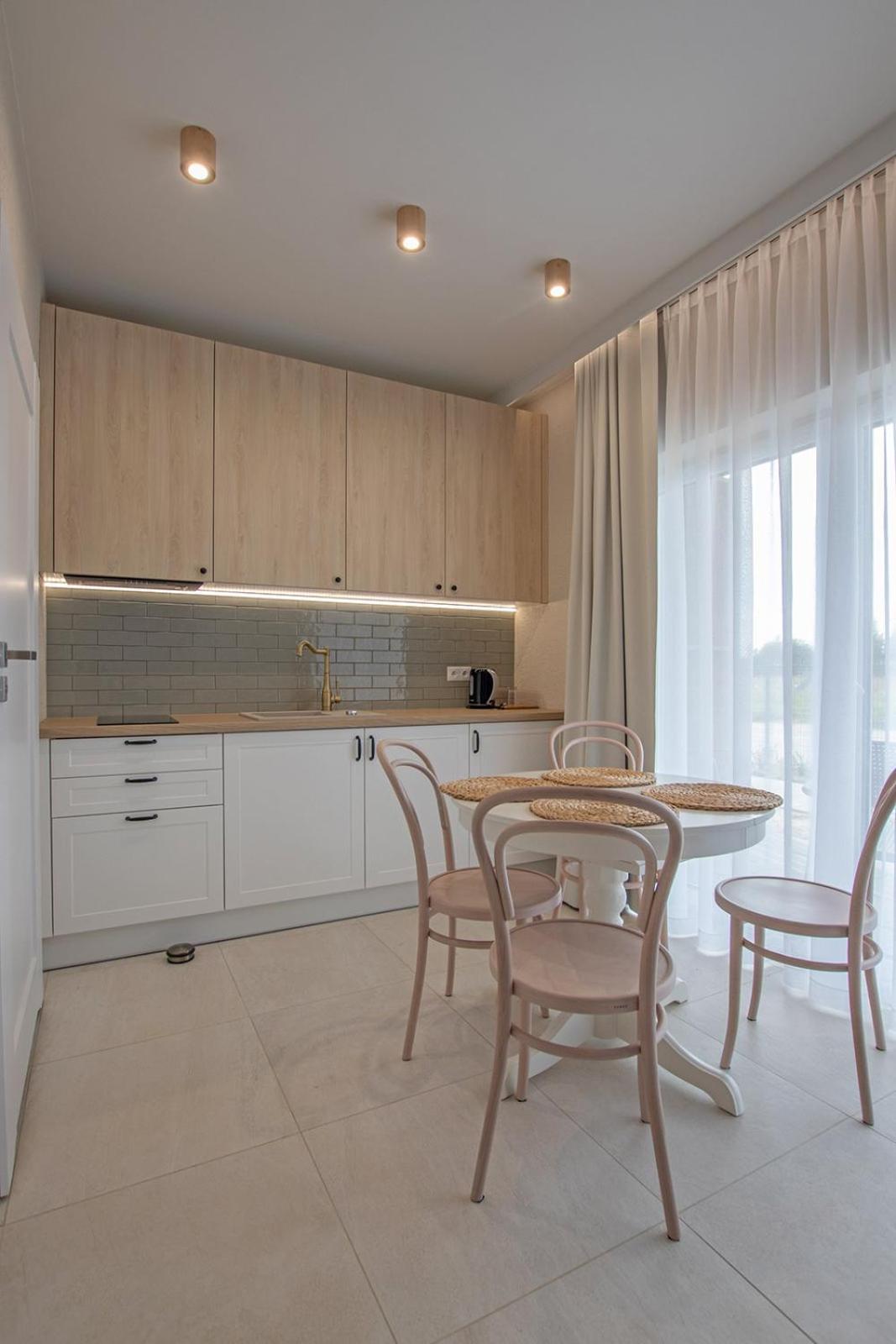 Portamenty Apartman Chłopy Kültér fotó