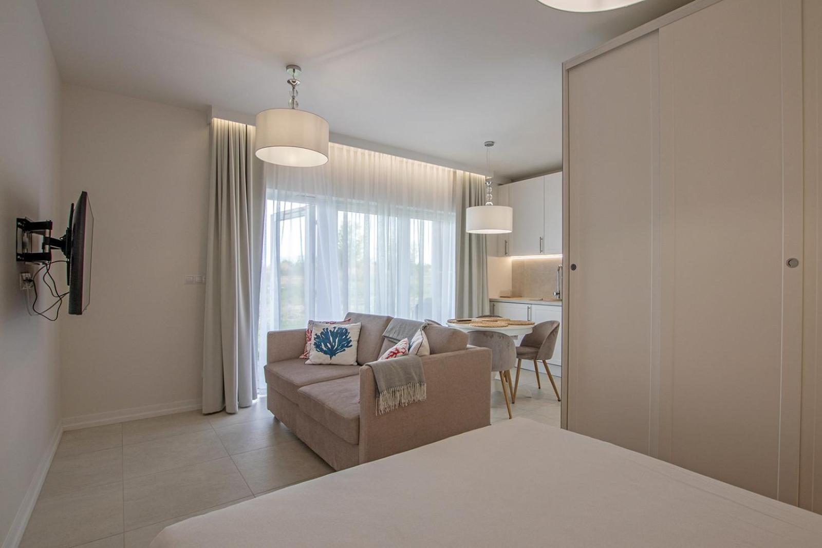 Portamenty Apartman Chłopy Kültér fotó