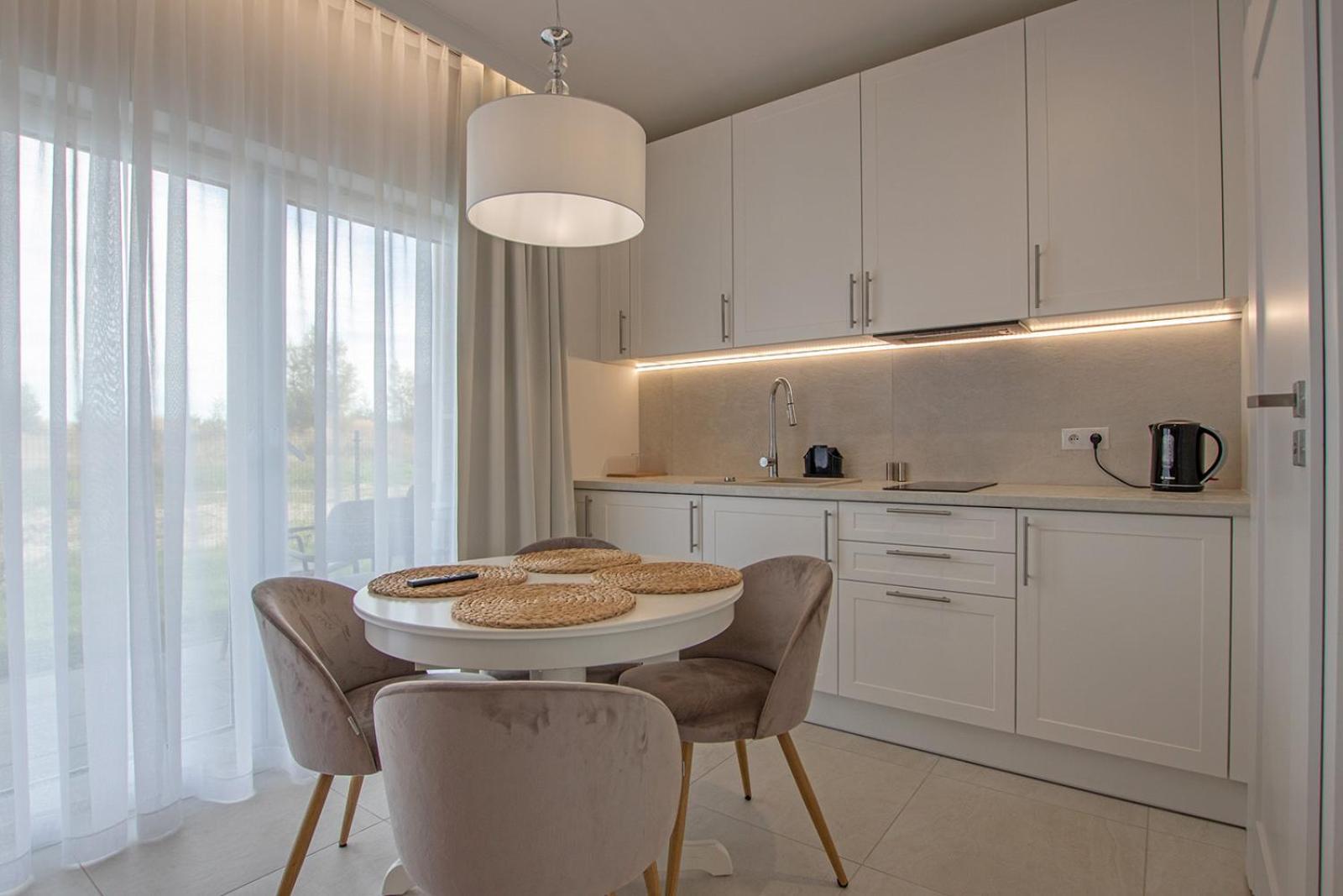 Portamenty Apartman Chłopy Kültér fotó